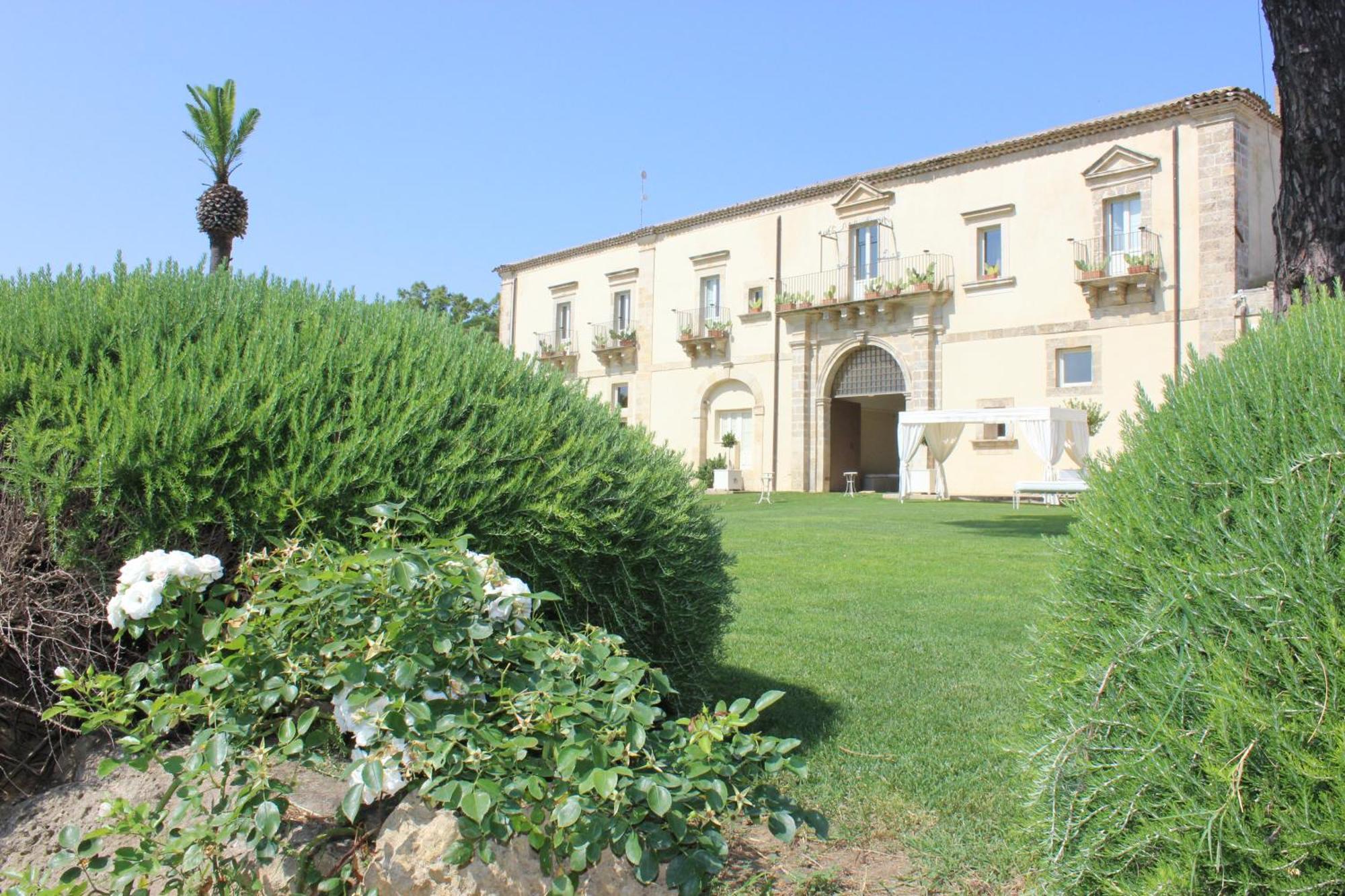 Castello Camemi Hotell Vizzini Exteriör bild